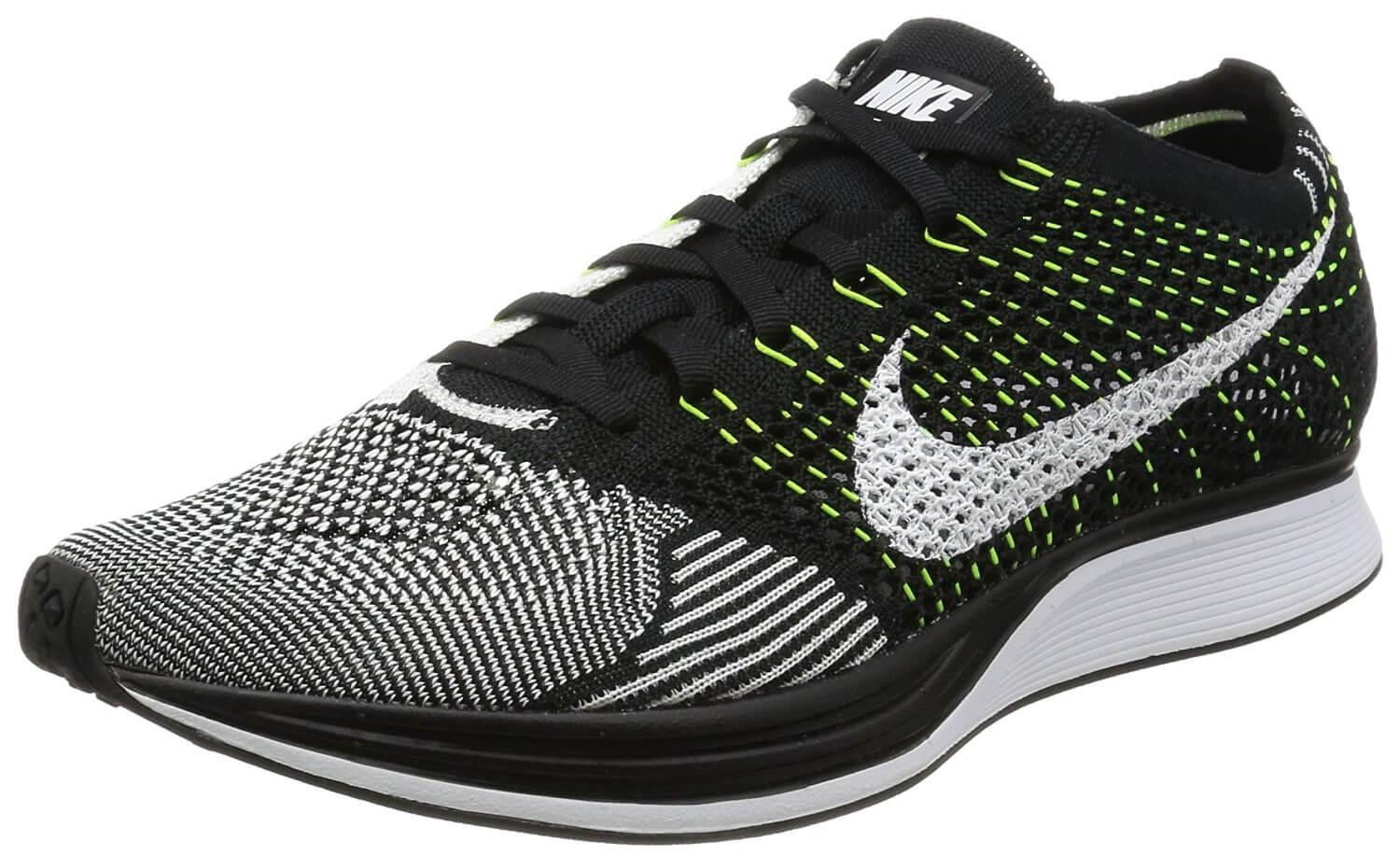 desarrollando Nublado contraste Nike Flyknit Racer Reviewed, Tested and Compared in 2022 | RunnerClick