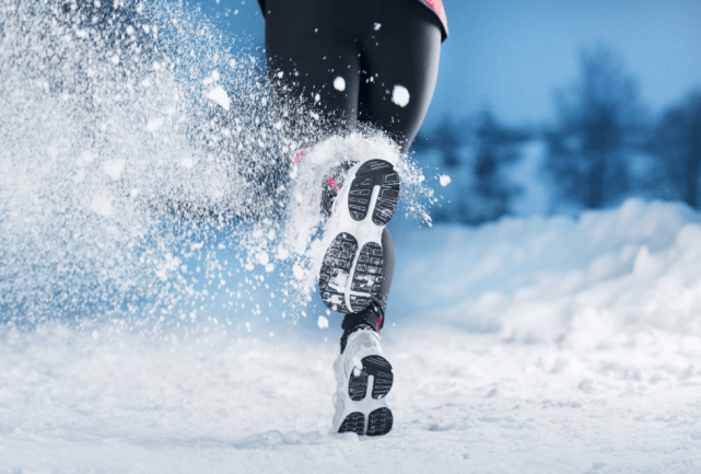 Tips for Running in Snow and Ice | RunnerClick.com