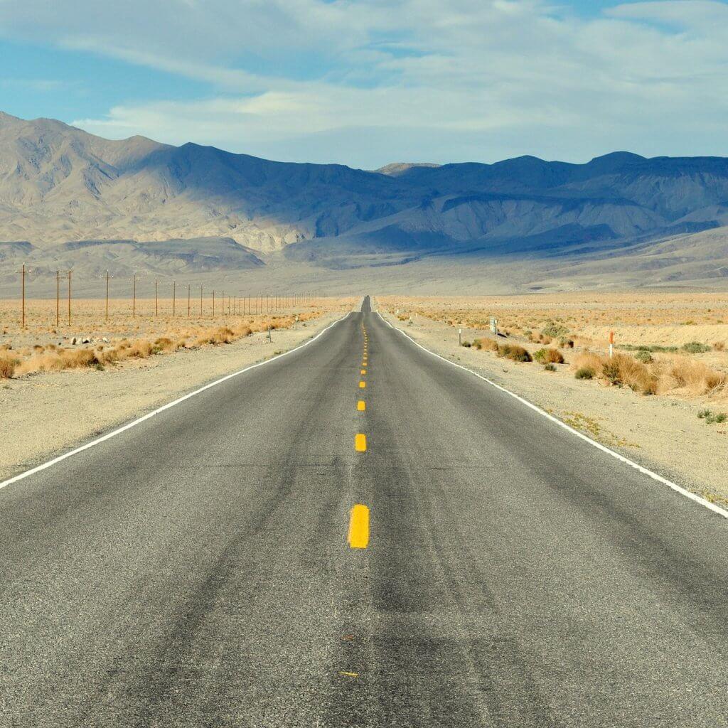 death-valley-road