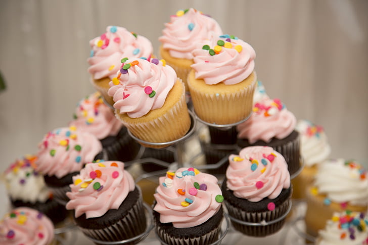 Funfetti cupcakes