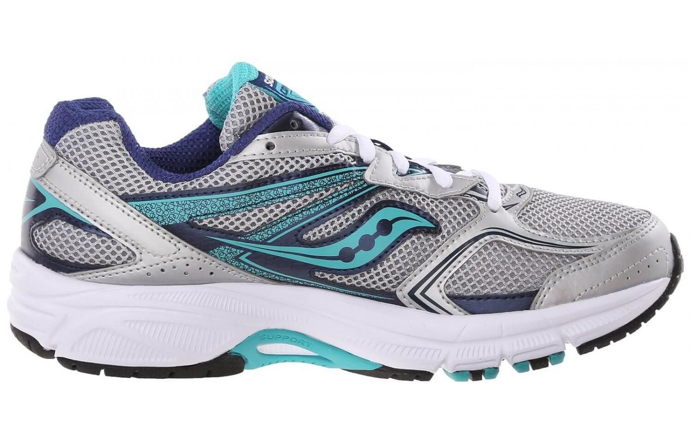 The Saucony Cohesion 9 midsole features ample cushioning with a light weight