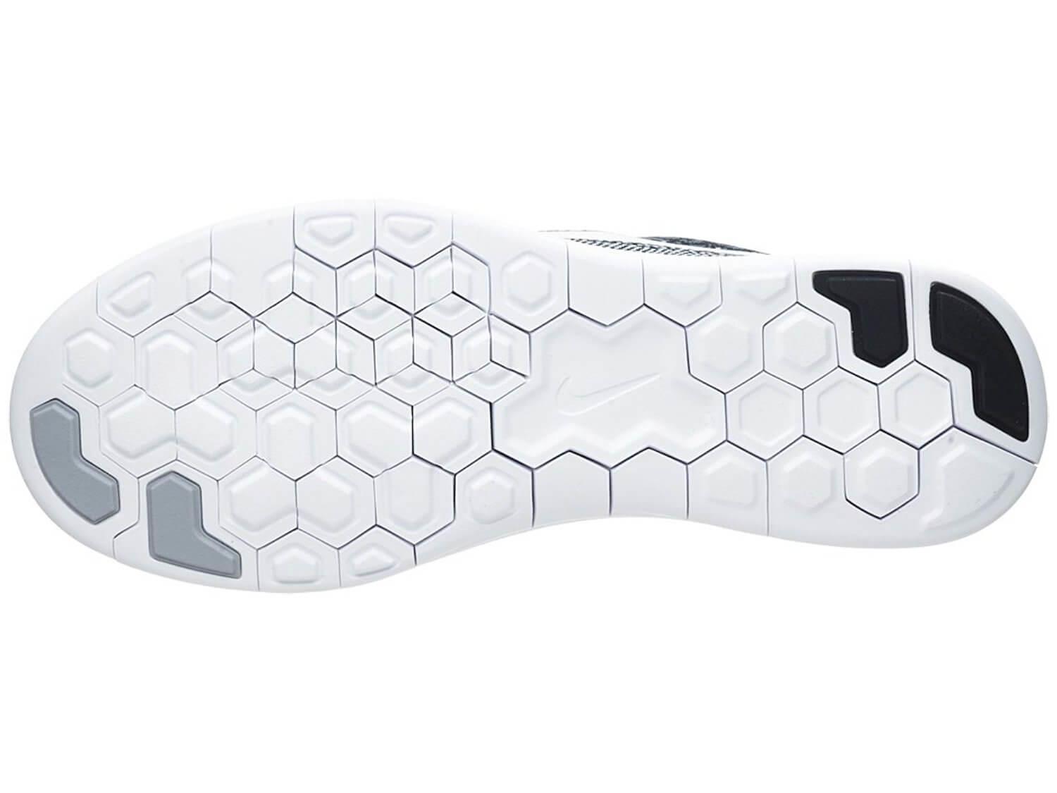 BRS 1000 carbon rubber was used to design the durable outsole of the Nike Free RN Distance.