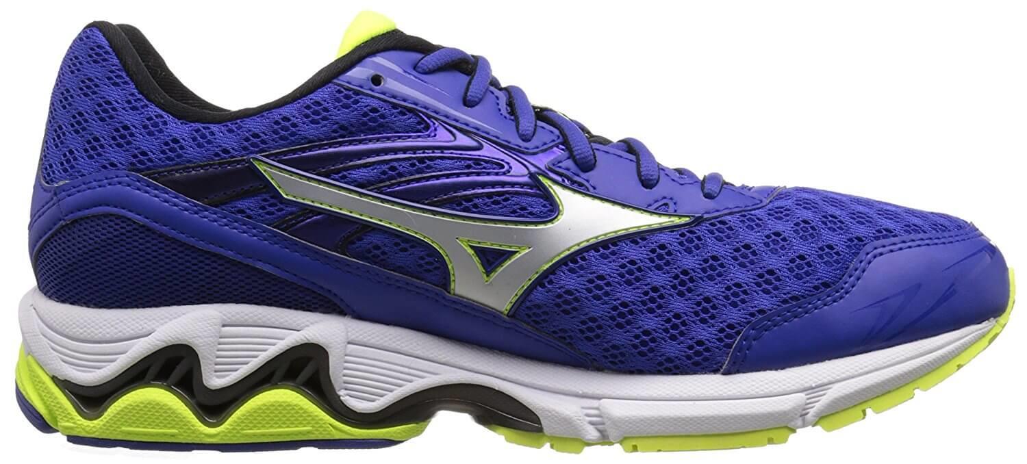 the Mizuno Wave Inspire 12 has a low profile and a high amount of responsiveness during a run