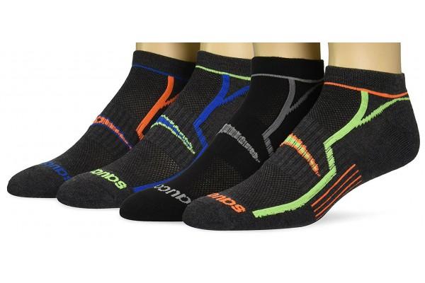 10 Best Socks for Sweaty Feet compared and smelled!