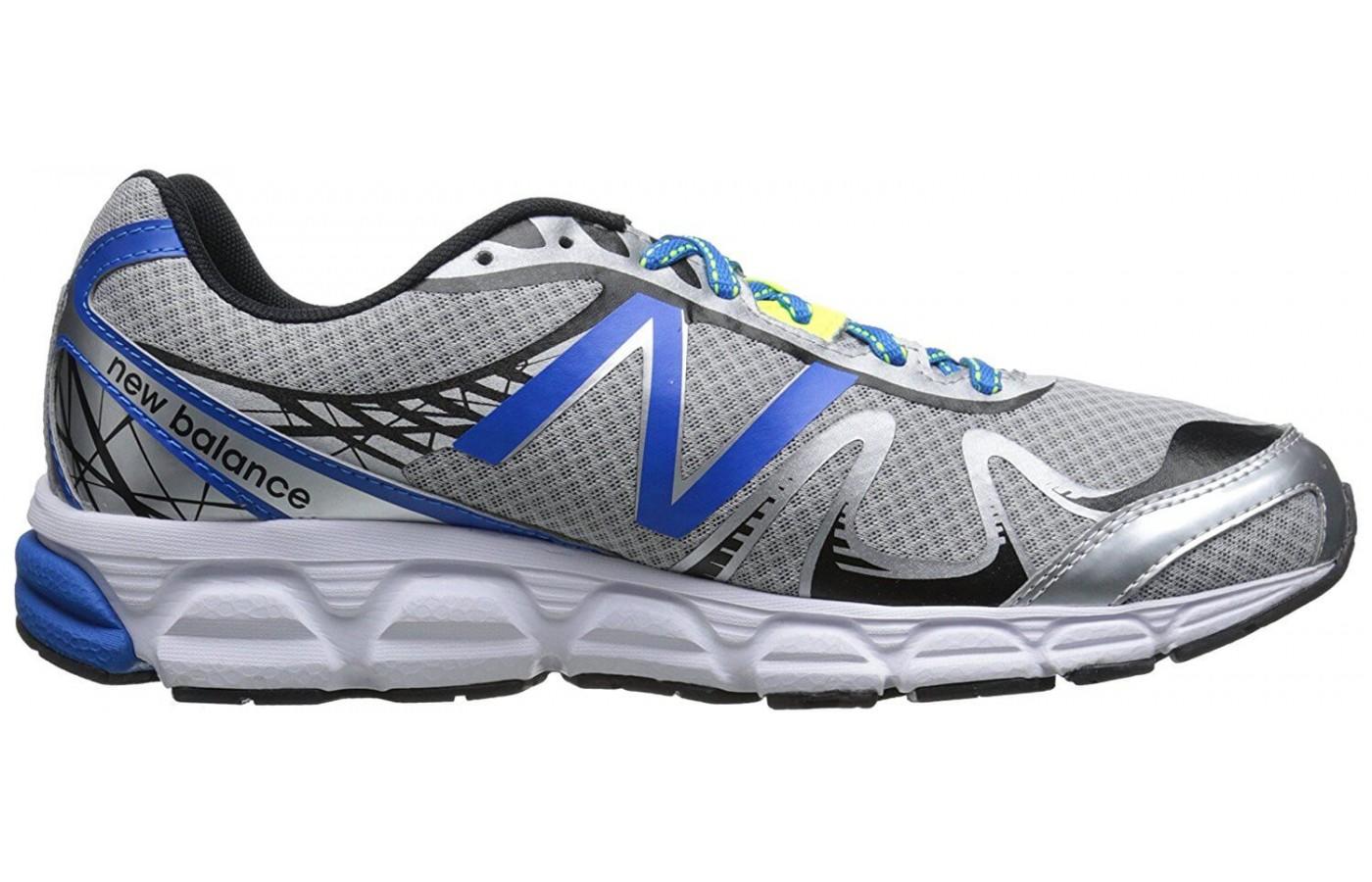 the New Balance 780 v5 provides neutral support for daily running