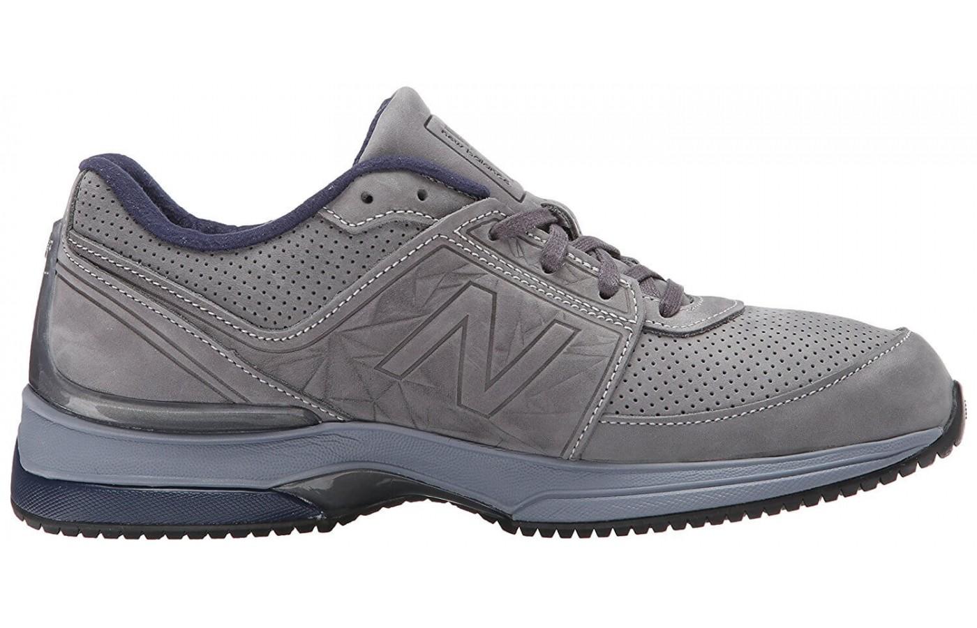 Sideview of the New Balance 2040 v3