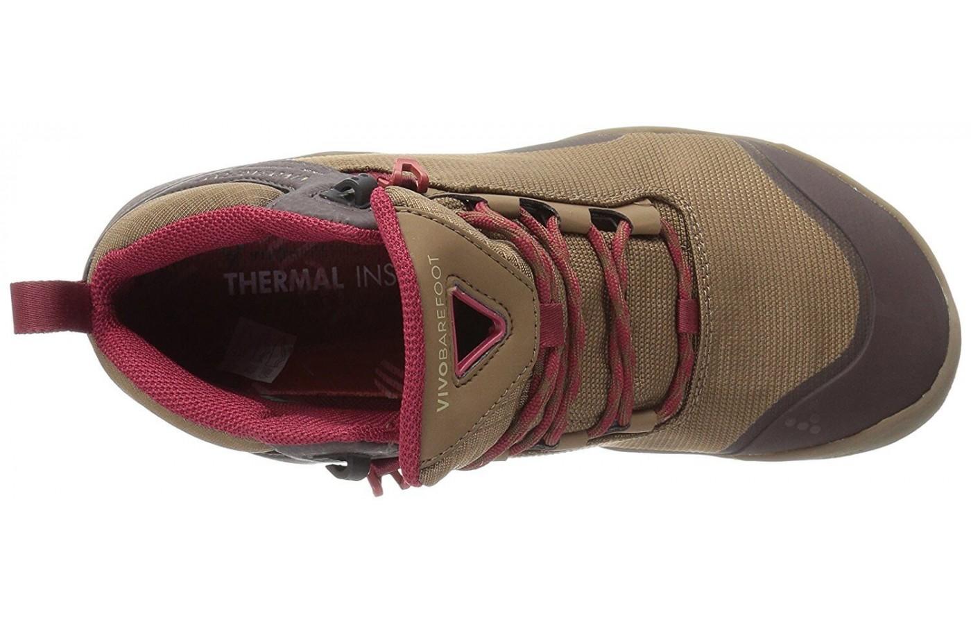 The thermal interior helps regulate the temperature of the shoe. 