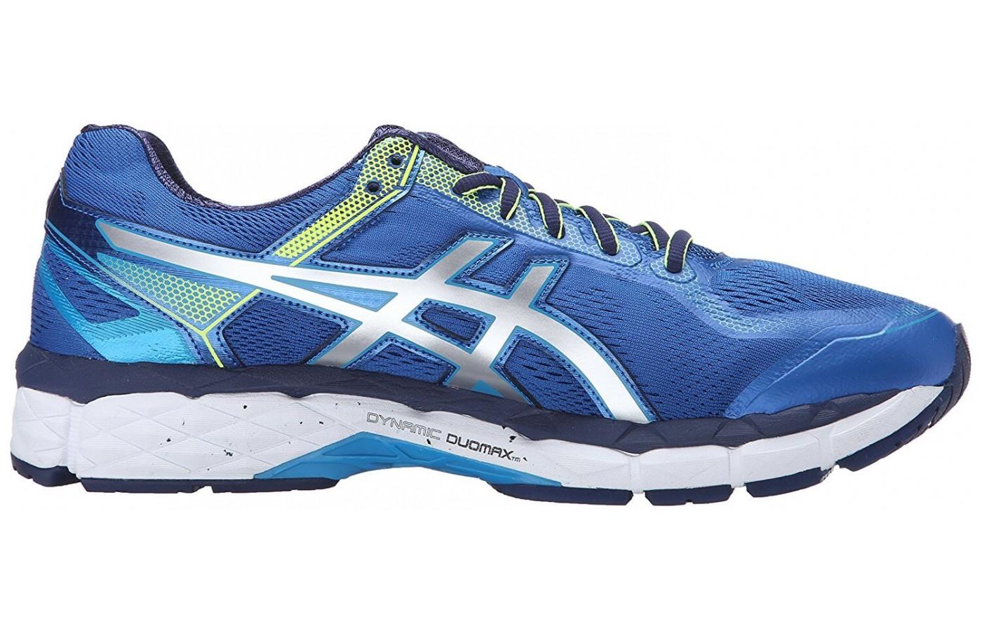 A view of the interior side of the ASICS GEL-Surveyor 5. 