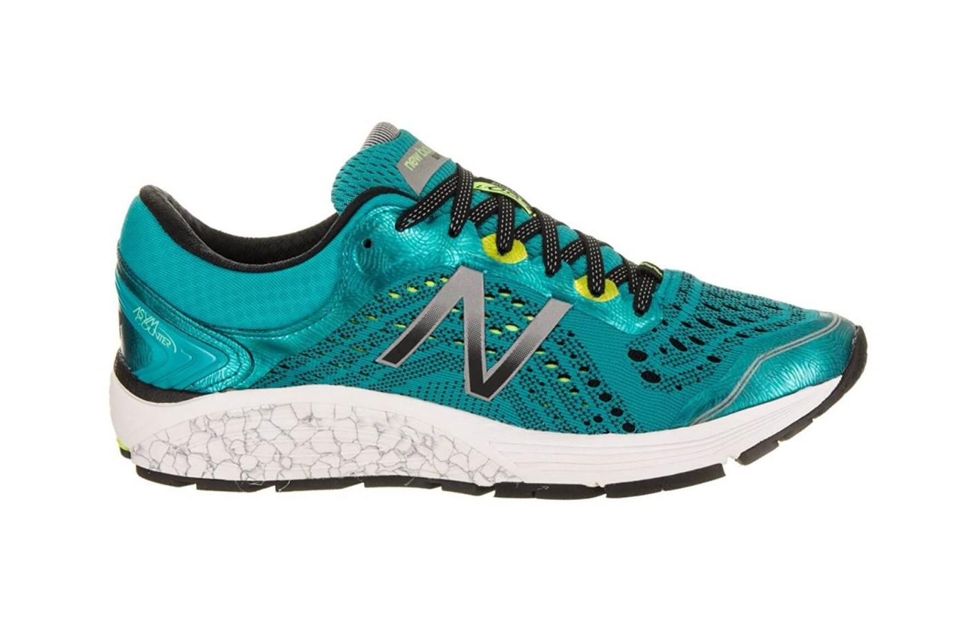 The 1260 V7 offers a comfortable, breathable ride for runners. 