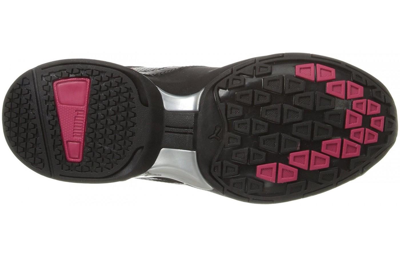 the outsole of the Puma Tazon 6 works on smooth surfaces