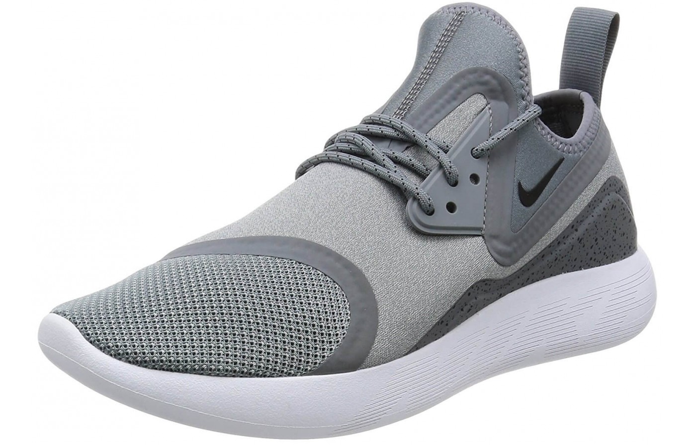 The ankle loop on the Nike LunarCharge Essential provides an easier time putting on these shoes.