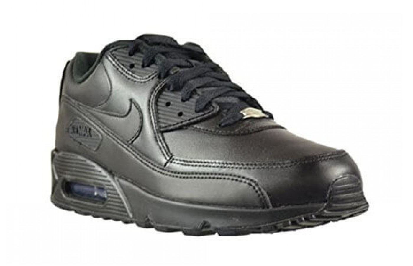 This shoe is great for logging miles or as a fashionable accessory for a night out. 