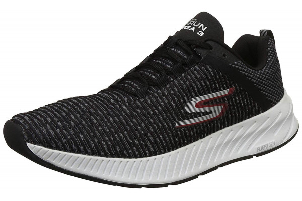 An in depth review of the Skechers Gorun Forza 3 light stability running shoe. 