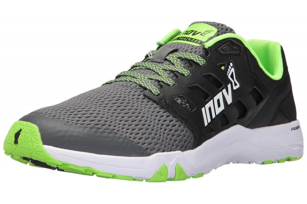 Mesh forefoot and new Met-cradle technology for a breathable and locked-in fit.