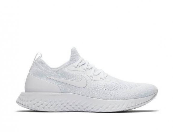lenen ouder Prijs 10 Best All White Running Shoes - 2022 Buying Guide | RunnerClick