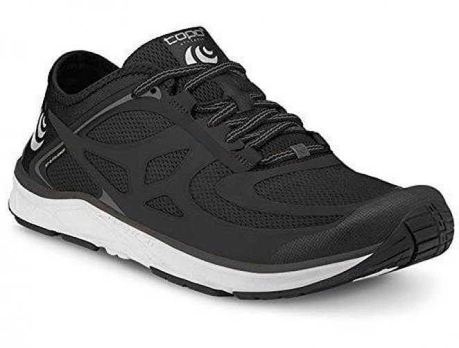 Topo Athletic ST-2 minimal running shoes