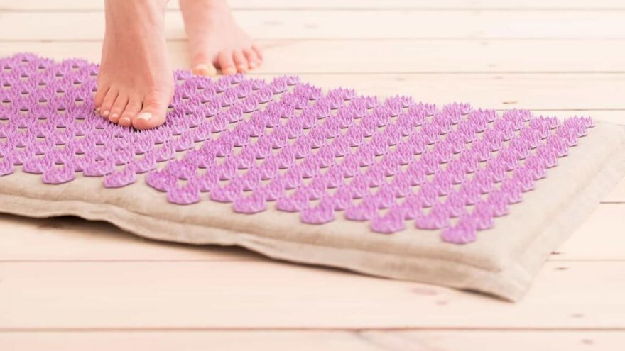 Acupressure Mat - A Practical Guide To Pain-Free Life