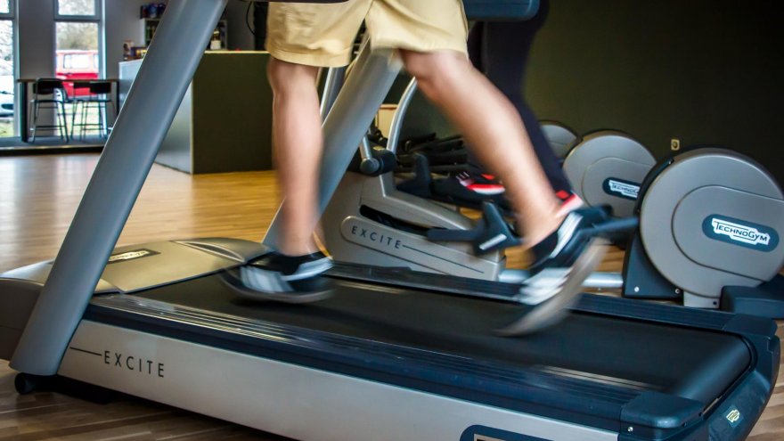 Treadmill vs Outdoor - What should you choose when running?