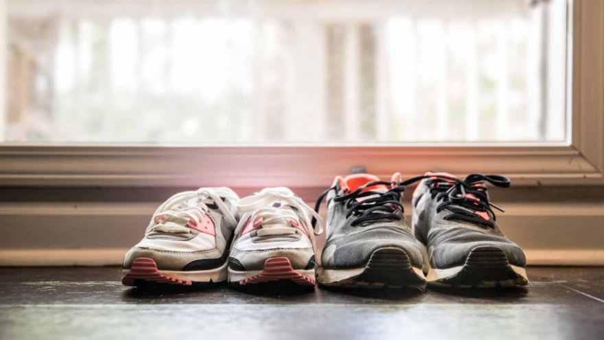 How To Remove the Smell from Running Shoes (Instantly)!