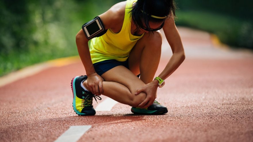 The Most Common Marathon Training Injuries (& How to Avoid Them)