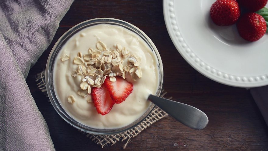 Are you eating enough probiotics and probiotics to keep your gut biome in balance?